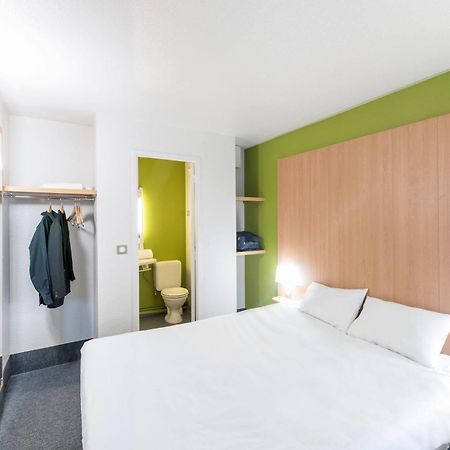 B&B Hotel Brest Kergaradec Aeroport Gouesnou Екстер'єр фото