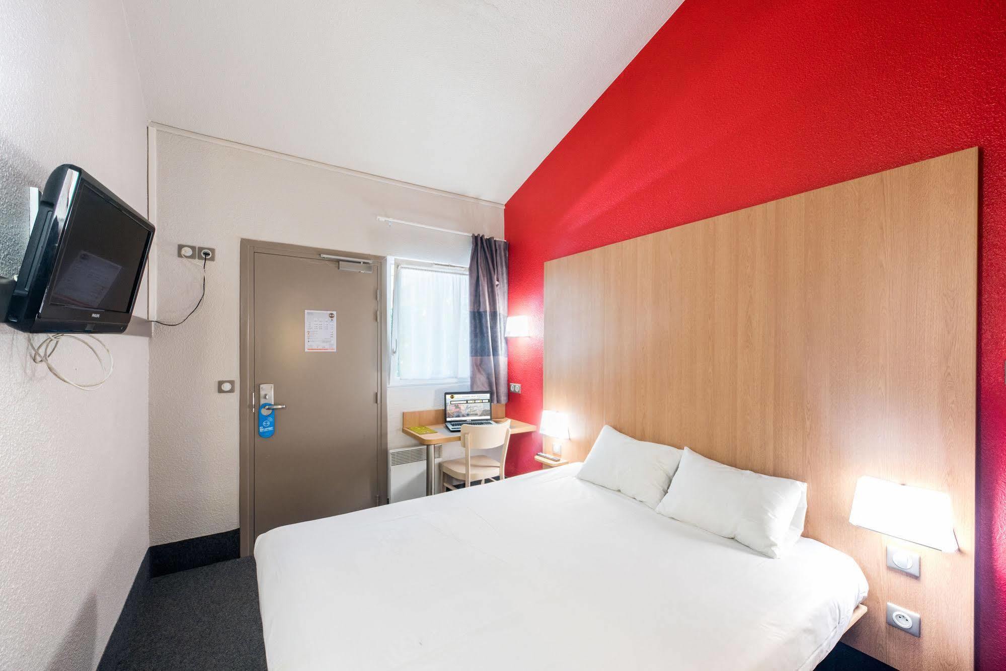 B&B Hotel Brest Kergaradec Aeroport Gouesnou Екстер'єр фото